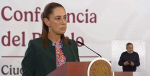 Sheinbaum mantiene diálogo con CNTE pese a paro y plantón en el Zócalo Sheinbaum mantiene diálogo con CNTE pese a paro y plantón en el Zócalo