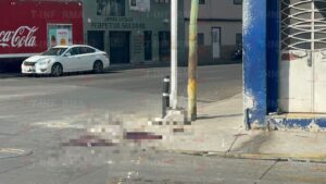 Mueren pareja tras chocar en motocicleta contra un poste en Irapuato Mueren pareja tras chocar en motocicleta contra un poste en Irapuato