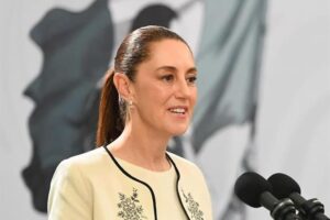 Sheinbaum plantea aplazar reforma electoral y elección judicial a 2028 Sheinbaum plantea aplazar reforma electoral y elección judicial a 2028