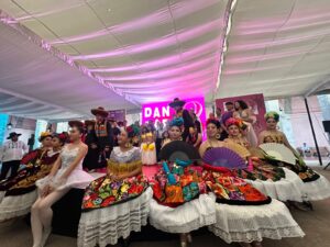 Irapuato se llena de cultura con Feria del Libro y Danzarte Irapuato se llena de cultura con Feria del Libro y Danzarte