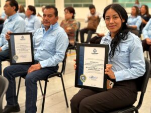 IECA refrenda compromiso ambiental: 30 planteles reciben distintivo por segundo año consecutivo IECA refrenda compromiso ambiental: 30 planteles reciben distintivo por segundo año consecutivo