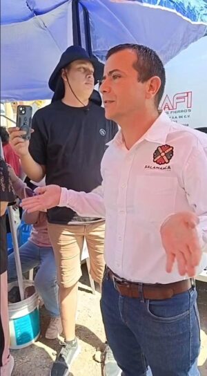 Colonos de Salamanca acusan engaños por operación de planta de asfalto Colonos de Salamanca acusan engaños por operación de planta de asfalto