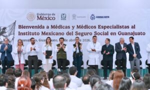 IMSS fortalece salud en Guanajuato con 300 médicos y anuncia nuevos hospitales IMSS fortalece salud en Guanajuato con 300 médicos y anuncia nuevos hospitales