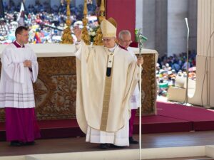Papa León XIV responde a Trump y defiende mensaje de paz Papa León XIV responde a Trump y defiende mensaje de paz