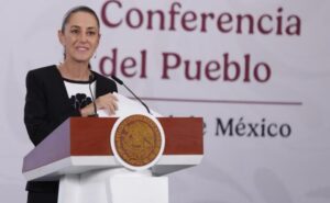Sheinbaum frena cambios definitivos al calendario escolar; SEP ya había anunciado recorte de clases Sheinbaum frena cambios definitivos al calendario escolar; SEP ya había anunciado recorte de clases