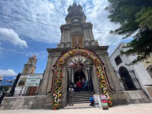 SANTUARIO DEL SEÑOR DEL HOSPITAL ESTÁ LISTO PARA LA CELEBRACIÓN DEL CORPUS CRISTI CON LA PARTICIPACIÓN DE LOS GREMIOS SALMANTINOS SANTUARIO DEL SEÑOR DEL HOSPITAL ESTÁ LISTO PARA LA CELEBRACIÓN DEL CORPUS CRISTI CON LA PARTICIPACIÓN DE LOS GREMIOS SALMANTINOS