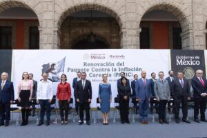 Renuevan acuerdo para mantener bajo control precios de productos básicos; canasta seguirá en 910 pesos Renuevan acuerdo para mantener bajo control precios de productos básicos; canasta seguirá en 910 pesos