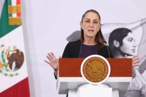 Sheinbaum defiende ajuste al calendario escolar; afirma que fue aprobado por todos los estados Sheinbaum defiende ajuste al calendario escolar; afirma que fue aprobado por todos los estados