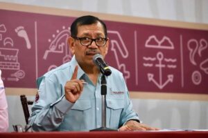Detienen en Estados Unidos a exsecretario de Seguridad de Sinaloa; lo acusan de vínculos con el Cártel de Sinaloa Detienen en Estados Unidos a exsecretario de Seguridad de Sinaloa; lo acusan de vínculos con el Cártel de Sinaloa