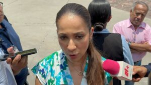 Libia Dennise asegura que habrá fútbol en Irapuato; pide acuerdos entre las partes involucradas Libia Dennise asegura que habrá fútbol en Irapuato; pide acuerdos entre las partes involucradas