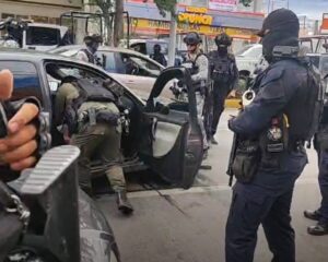Persecución en Irapuato termina con dos detenidos por presunto narcomenudeo Persecución en Irapuato termina con dos detenidos por presunto narcomenudeo