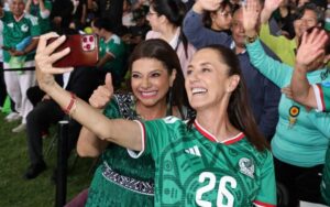 Sheinbaum destaca imagen positiva de México durante inauguración del Mundial y rechaza versiones de ingobernabilidad Sheinbaum destaca imagen positiva de México durante inauguración del Mundial y rechaza versiones de ingobernabilidad