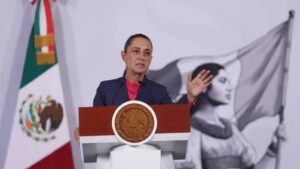 Sheinbaum confía en que acuerdo de paz entre Estados Unidos e Irán reduzca el precio del petróleo Sheinbaum confía en que acuerdo de paz entre Estados Unidos e Irán reduzca el precio del petróleo