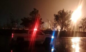Lluvia torrencial provoca conato de incendio en la Refinería de Salamanca; Pemex reporta operación normal Lluvia torrencial provoca conato de incendio en la Refinería de Salamanca; Pemex reporta operación normal