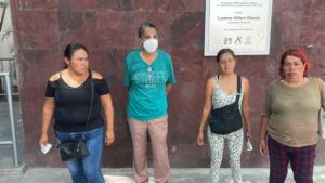 Sexoservidoras denuncian presunto robo de dinero por parte de policías de Irapuato Sexoservidoras denuncian presunto robo de dinero por parte de policías de Irapuato