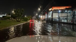 Lluvia extrema provoca encharcamientos y filtraciones en distintos puntos de Irapuato Lluvia extrema provoca encharcamientos y filtraciones en distintos puntos de Irapuato