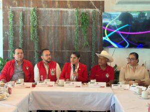 PRI Irapuato se prepara para ir solo en 2027 y abre las puertas a ciudadanos PRI Irapuato se prepara para ir solo en 2027 y abre las puertas a ciudadanos