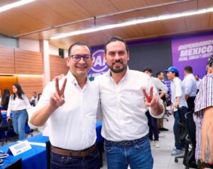 Rodolfo Gómez cumple con firmas y continúa en proceso interno del PAN en Irapuato Rodolfo Gómez cumple con firmas y continúa en proceso interno del PAN en Irapuato