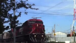 Municipios se preparan para indemnizaciones por obras del Tren de Pasajeros; Irapuato insiste en viaducto Municipios se preparan para indemnizaciones por obras del Tren de Pasajeros; Irapuato insiste en viaducto