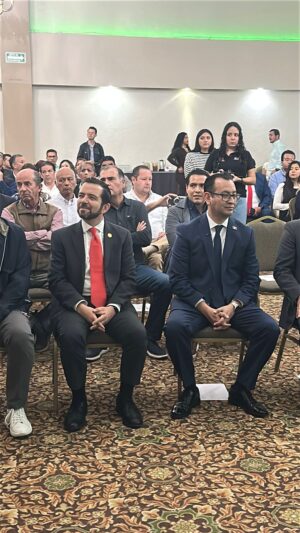 Autoridades y sociedad civil firman Pacto por la Paz en Irapuato Autoridades y sociedad civil firman Pacto por la Paz en Irapuato