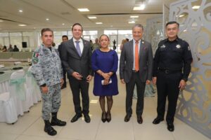 Refuerzan coordinación para combatir robos al autotransporte en carreteras de Guanajuato Refuerzan coordinación para combatir robos al autotransporte en carreteras de Guanajuato
