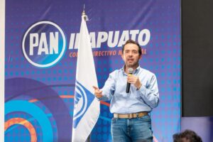 Valeria Alfaro lleva ante el PAN inconformidad por publicidad de aspirantes Valeria Alfaro lleva ante el PAN inconformidad por publicidad de aspirantes