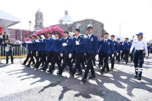 Irapuato celebra la Independencia con desfile cívico-militar Irapuato celebra la Independencia con desfile cívico-militar