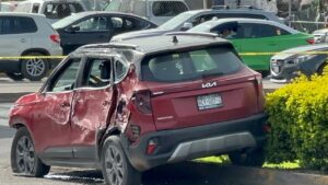 Ataque a balazos provoca volcadura de camioneta en Irapuato Ataque a balazos provoca volcadura de camioneta en Irapuato