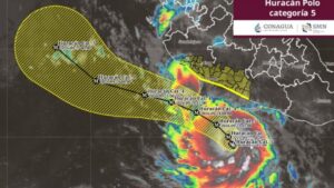 «Polo» se convierte en huracán categoría 5; provocará lluvias intensas en el pacífico mexicano «Polo» se convierte en huracán categoría 5; provocará lluvias intensas en el pacífico mexicano