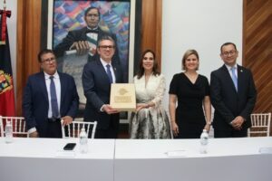 Lorena Alfaro destaca avances y proyectos rumbo al cierre de su administración en Irapuato Lorena Alfaro destaca avances y proyectos rumbo al cierre de su administración en Irapuato