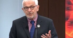Francis Halzen gana en solitario el Nobel de Física en 2026 por el observatorio ICECUBE Francis Halzen gana en solitario el Nobel de Física en 2026 por el observatorio ICECUBE