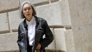 Nobel de literatura para Anne Carson, autora de una obra lúdica e irónica que combina poesía clásica y moderna Nobel de literatura para Anne Carson, autora de una obra lúdica e irónica que combina poesía clásica y moderna