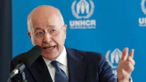 ACNUR recorta 16% su presupuesto para 2027 ante la crisis financiera de la ONU ACNUR recorta 16% su presupuesto para 2027 ante la crisis financiera de la ONU