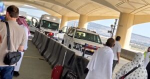 Ataque en aeropuerto de Arabia Saudita deja dos muertos y ocho heridos Ataque en aeropuerto de Arabia Saudita deja dos muertos y ocho heridos