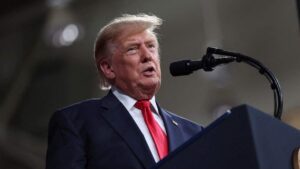 Trump enfrenta una semana clave en materia económica rumbo a las elecciones intermedias Trump enfrenta una semana clave en materia económica rumbo a las elecciones intermedias